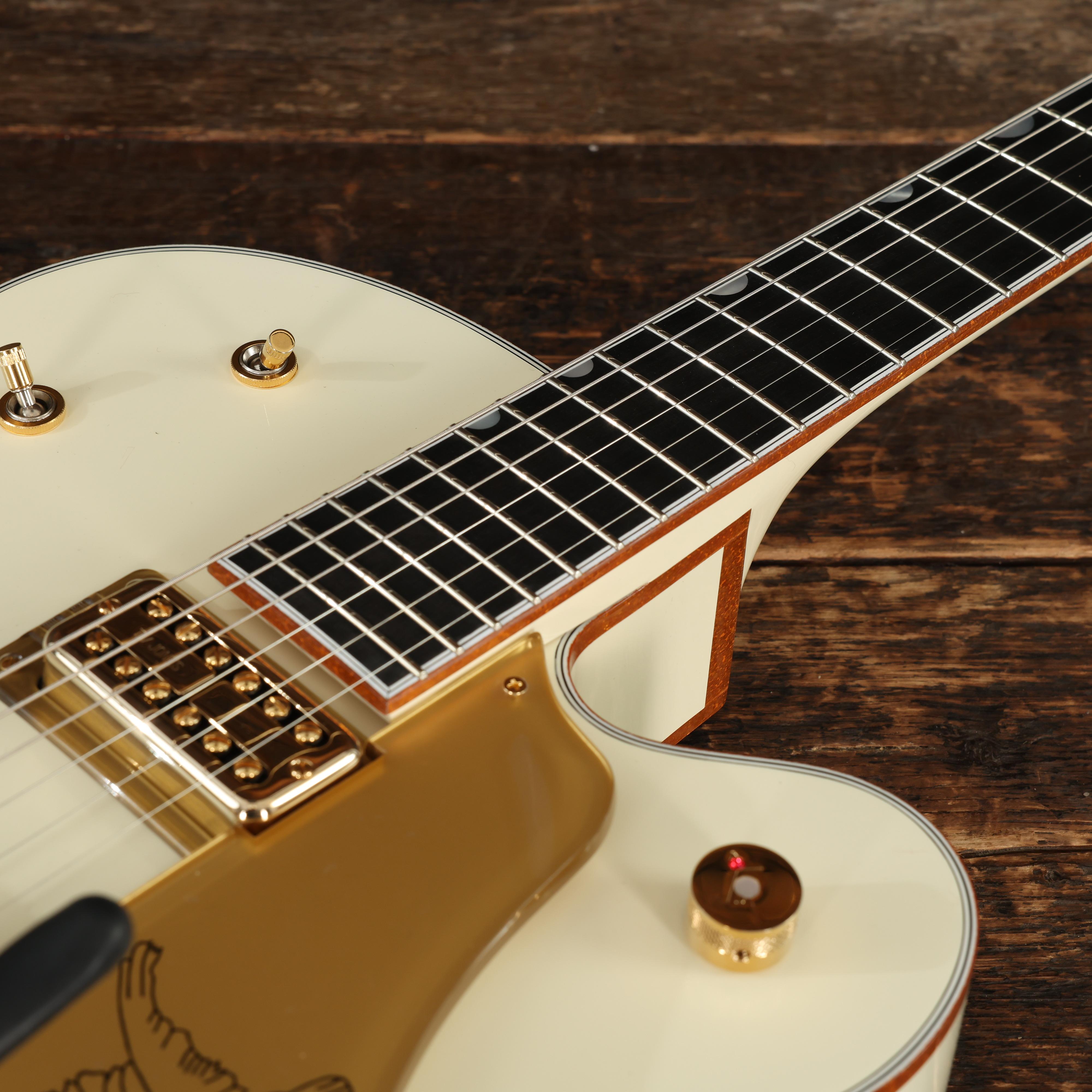 Gretsch G6136T-59GE 1959 Falcon with Bigsby in Vintage White